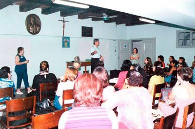 Impartiendo curso en Salvador, Bahía, Brasil - 2002