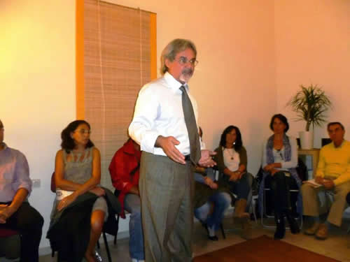 Impartiendo curso en Sevilla, España - 2013